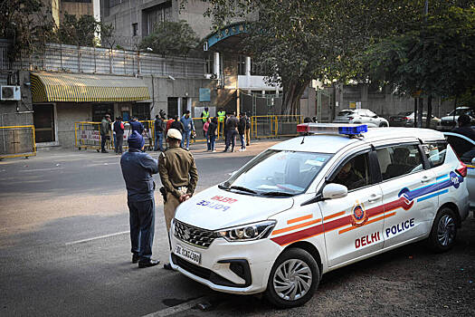 Четверо мужчин похитили и изнасиловали школьницу