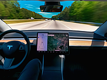 Погибший при аварии Tesla водитель до происшествия выпускал видео в пользу электрокаров