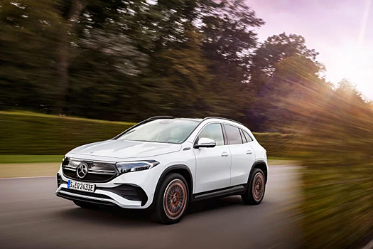 Автомобили Mercedes-Benz получат «суперкомпьютеры» от Google, работающие по платной подписке