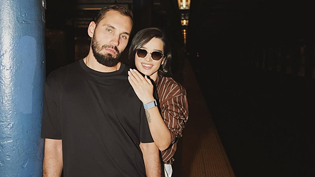 Ксения Бородина прилетела на родину Николая Сердюкова: видео