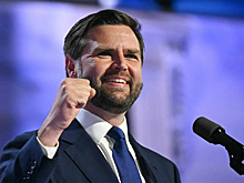 Вэнс приехал на вокзал к военным для «нечестной сделки» с бургерами