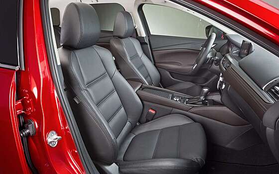 Просторный салон, надежные агрегаты, богатое оснащение — хорошая замена Камри за недорого