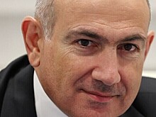 Президент Армении показал один жест на фоне заявлений о выходе Еревана из ОДКБ