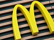 Работающий McDonald's в Москве сняли на видео