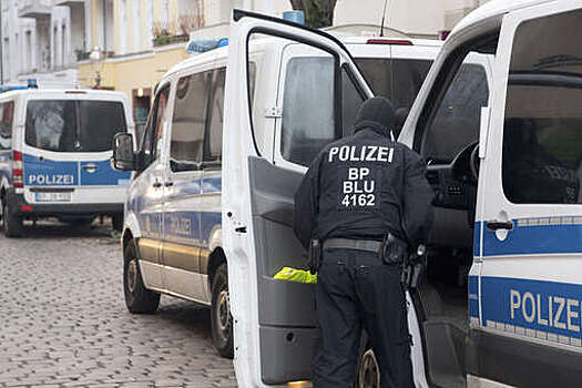 В Германии полиция ликвидировала человека с мачете в библиотеке университета
