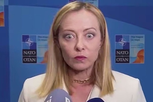 «Обдолбалась с Зеленским?»: Джорджа Мелони удивила странной мимикой на саммите НАТО