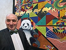 В Екатеринбурге показали картины, нарисованные краской из шприца