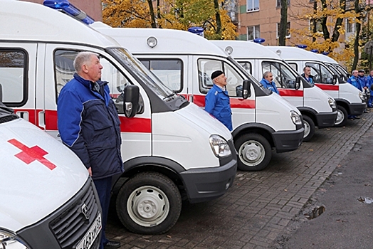 Больницы Новосибирской области получили новые машины скорой помощи на 53 млн рублей