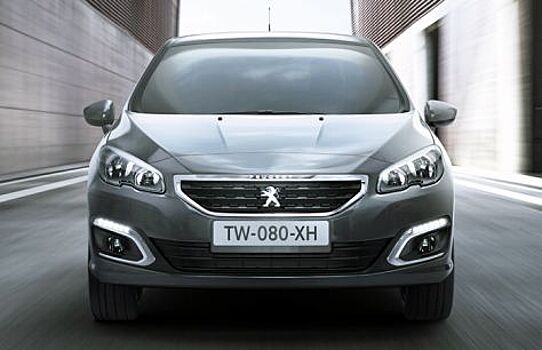 Седаны Peugeot 408 и Citroen C4 Седан стали дешевле в России