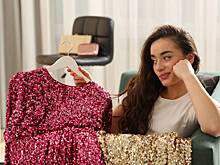 Жена пилота назвала два худших наряда для аэропорта