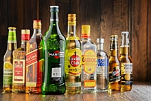 Поставщики предупредили о возможном дефиците импортного алкоголя перед Новым годом