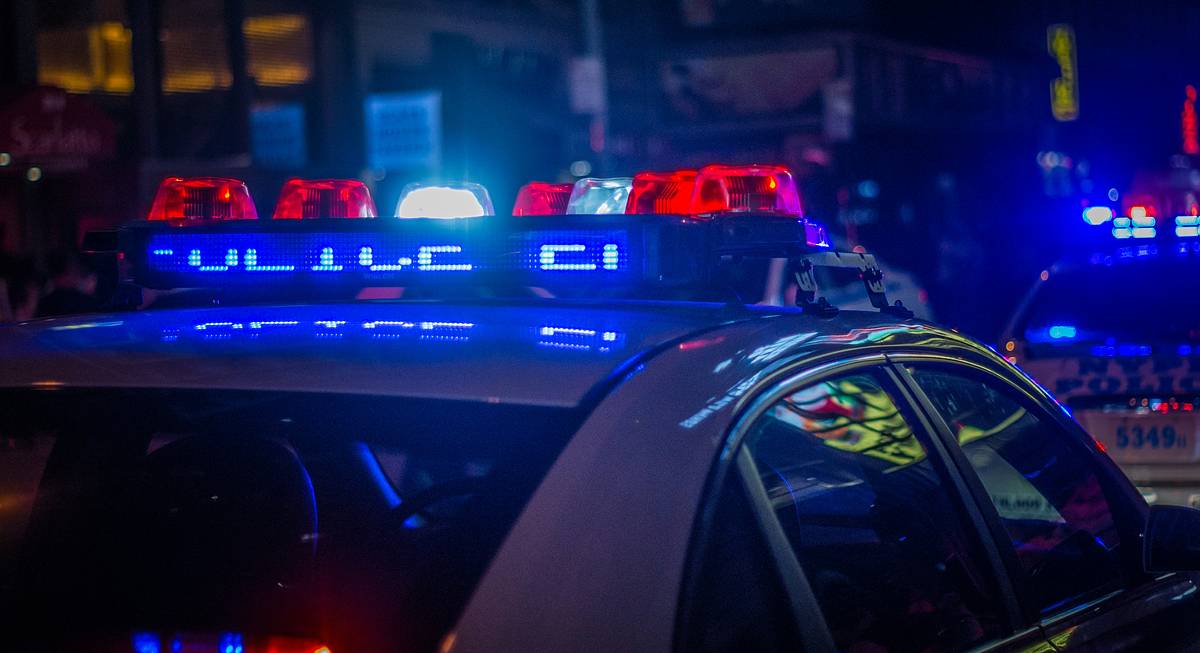 В&nbsp; Берлине автомобиль на полной скорости протаранил группу людей в парке