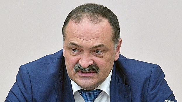 Глава Дагестана отругал чиновников фразой «вы что, дебилы, ***?»