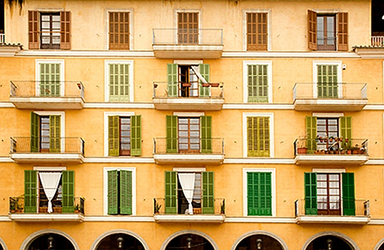 Российские депутаты предпочитают Испанию