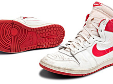 Два популярных бренда одежды и обуви окончательно покинули российский рынок