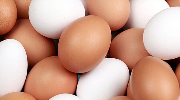 Чего не стоит делать при приготовлении яиц