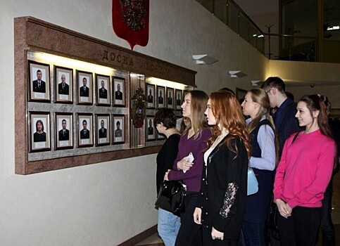 Студенты юридического факультета одного из вузов столицы посетили УВД по ЗАО