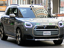 MINI Countryman нового поколения выехал на тесты без камуфляжа
