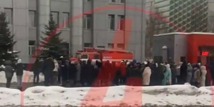 В Челябинске эвакуировали сотрудников трубопрокатного завода