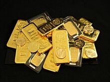 Золото растет в ожидании решения американского центробанка