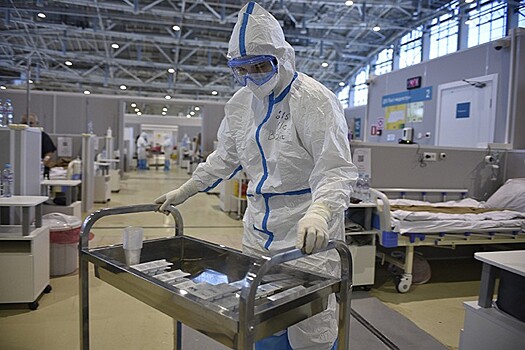 В России за сутки выявили 11 198 случаев заражения коронавирусом