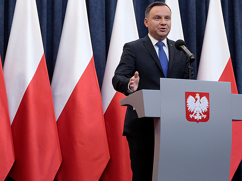 Польский президент извинился за преследования евреев в Польше конца 1960-х, при коммунистическом режиме