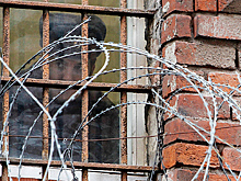 «Его тело было синим от побоев» ФСБ задержала проректора вуза за торговлю наркотиками. Почему он покончил с собой в СИЗО?
