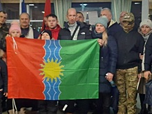 Восемь братчан отправились добровольцами в зону СВО на Украине, протоиерей Дорогобид вручил сибирякам памятные иконы