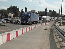 Утром образовались пробки на Третьей Продольной в Волгограде