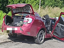 ГИБДД: В Курчатове Курской области в утреннем ДТП с тепловозом погибли три человека