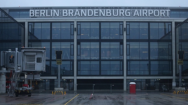 «Проклятый» аэропорт Берлина все-такие откроется