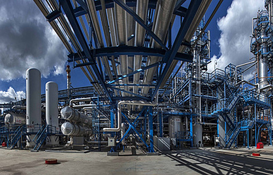 Погрузка нефтепродуктов Омским НПЗ в январе-апреле составила 4,5 млн тонн