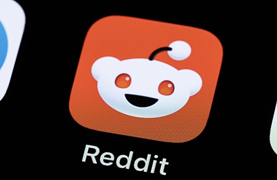 Reddit ужесточил доступ для борьбы с ИИ-ботами