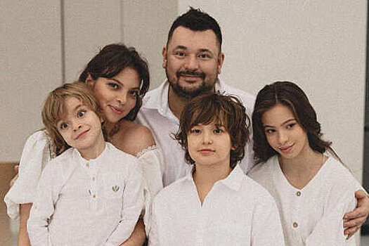 Певец Жуков заявил, что не хочет оценивать вокал своих детей на телешоу