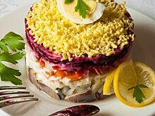 Москва онлайн покажет, как приготовить селедку под шубой и форшмак