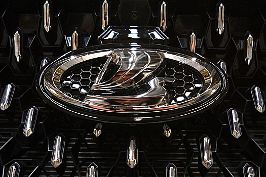 АвтоВАЗ работает над созданием полноразмерных седанов и универсалов D-класса