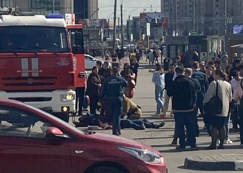У торгового центра в Петербурге раздались звуки выстрелов