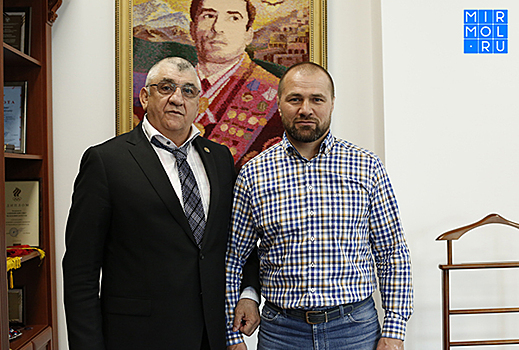 В министерстве спорта Дагестана прошла встреча с Асланбеком Хуштовым