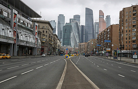 Власти Москвы заявили о технической готовности системы контроля для выхода на улицу