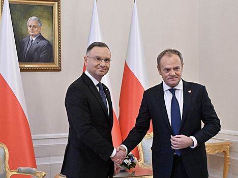 Премьер Польши раскритиковал Дуду за слова о размещении ядерного оружия в стране