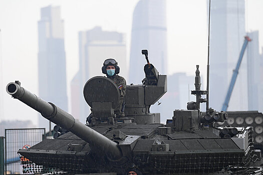 Начались серийные поставки танков Т-90М "Прорыв" в войска