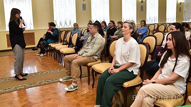 Восемь помощников советников по воспитанию начали работать в школах Вологды