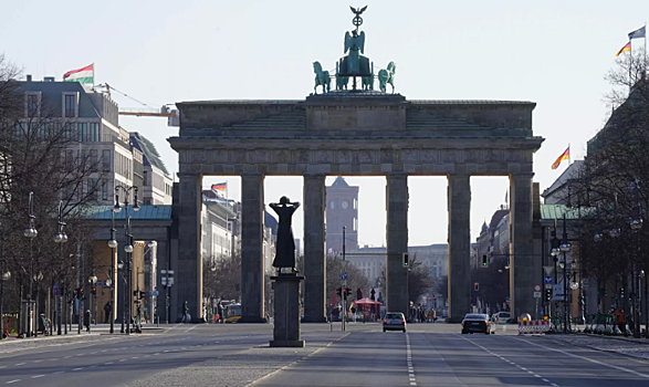 РИА Новости: Савчук заявил, что бизнес ФРГ не смог усидеть сразу на двух стульях