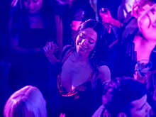 Актер Миронов назвал "Анору" средним фильмом