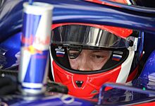 Даниил Квят врезался в два болида на «Формуле-1»