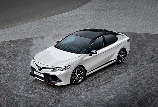 Toyota Camry получила спортивную спецверсию в России