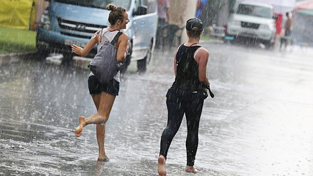 Ливни и грозы накроют столицу вечером