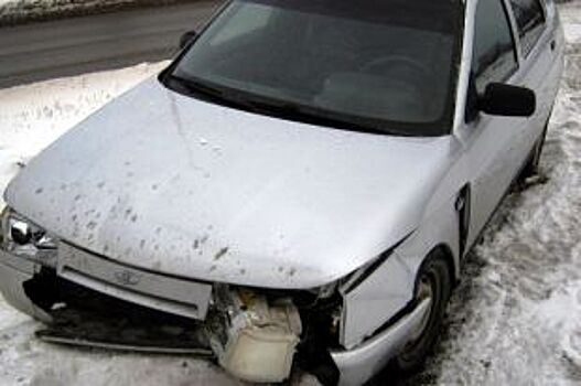 В Тольятти водитель ВАЗ 2110 сбил на пешехода и врезался в ограждение