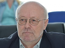 «Все, что происходит в области и относится к депутату, – безусловно, политическое дело»