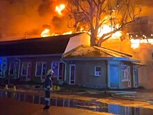В Симферополе загорелся центральный рынок